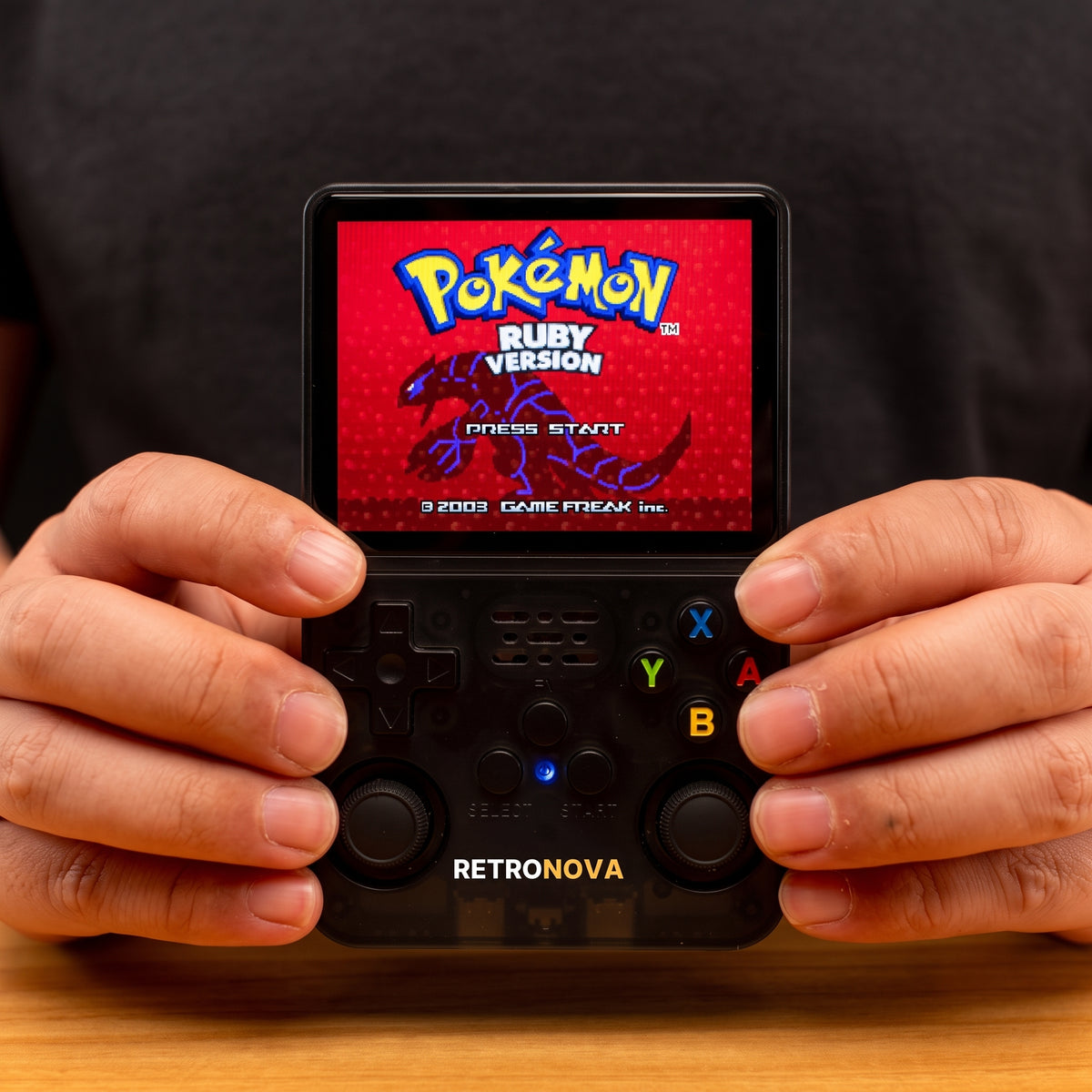 RetroNova Go - Retro Games Console